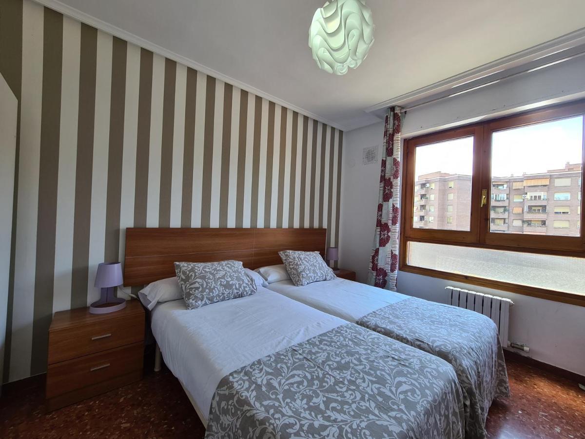 Espacioso apartamento con impresionantes vistas y garaje privado - Dos Torres Tauriel Zaragoza Exterior foto