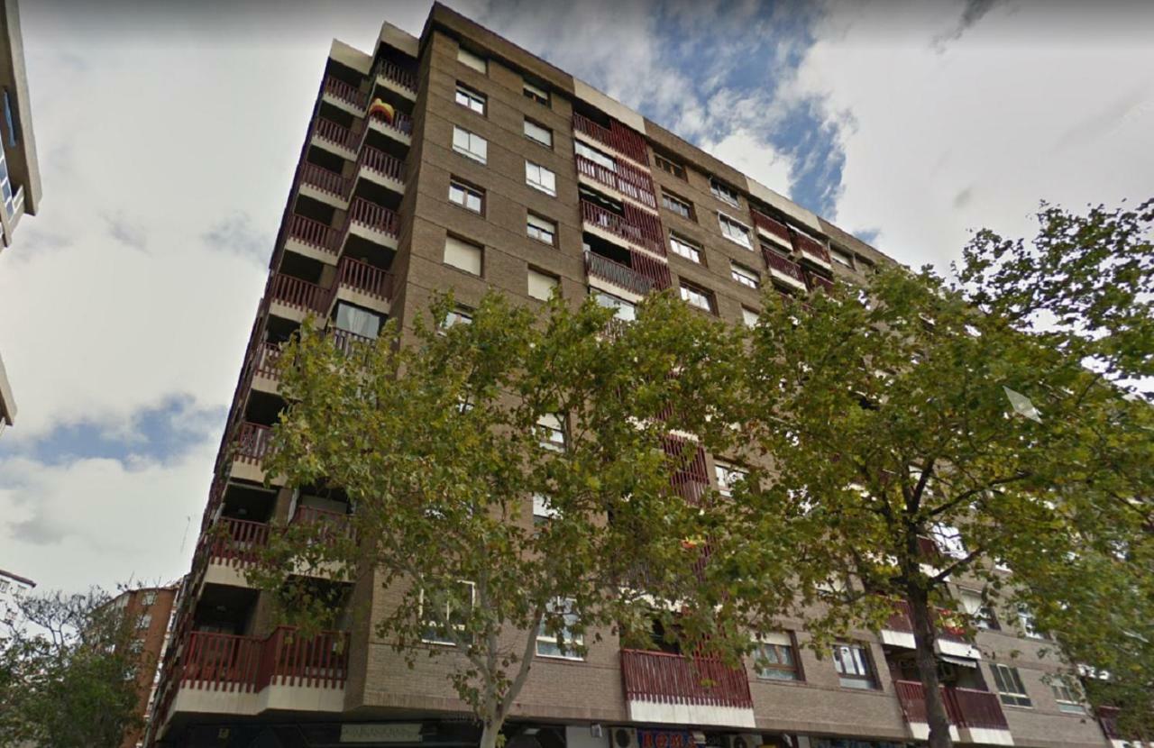 Espacioso apartamento con impresionantes vistas y garaje privado - Dos Torres Tauriel Zaragoza Exterior foto